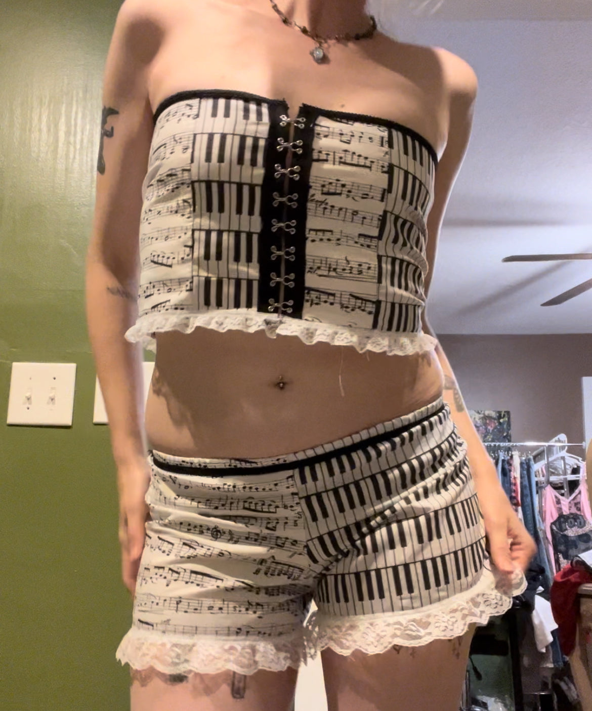 melody shorts