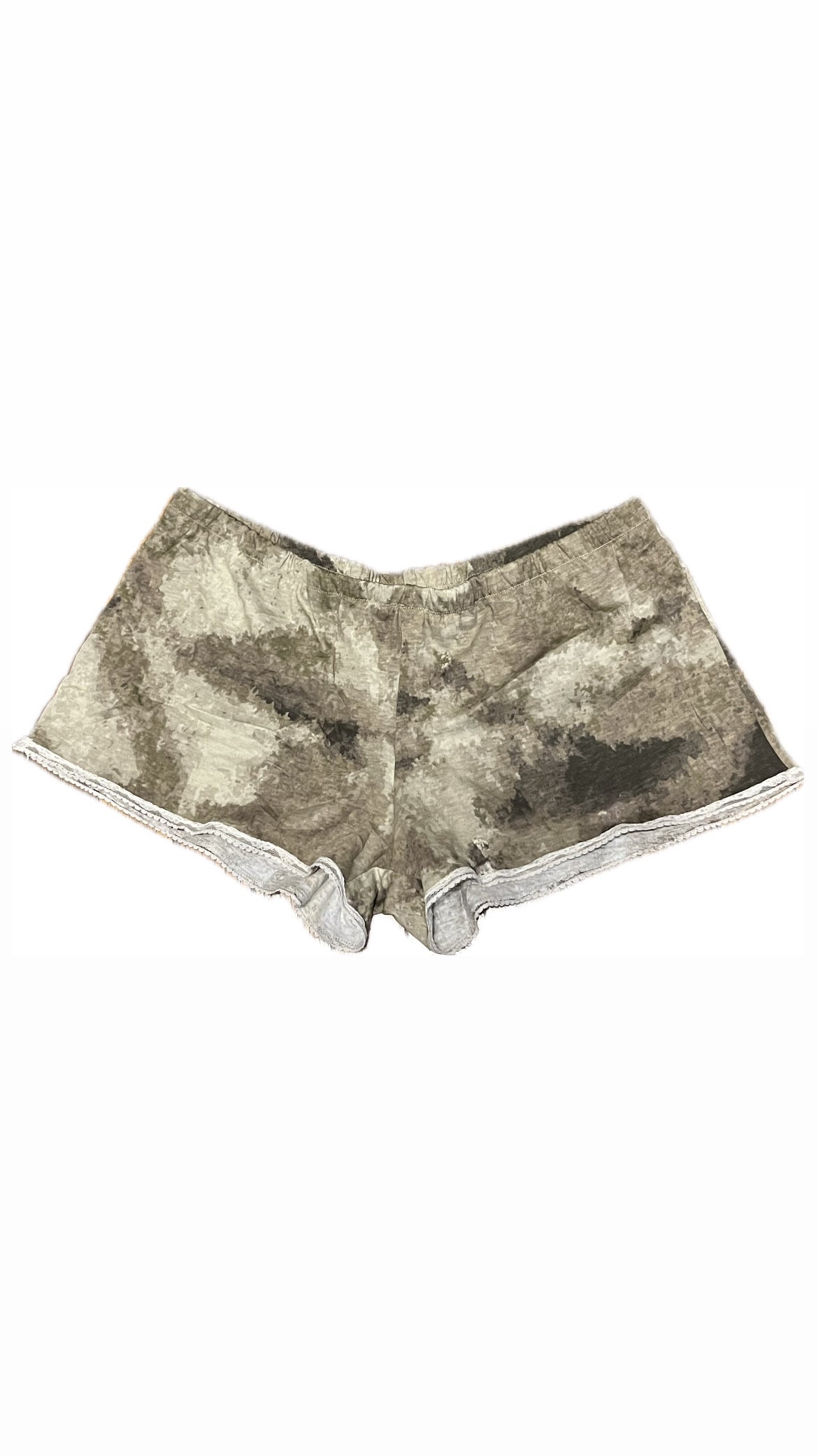 desert camo shorts