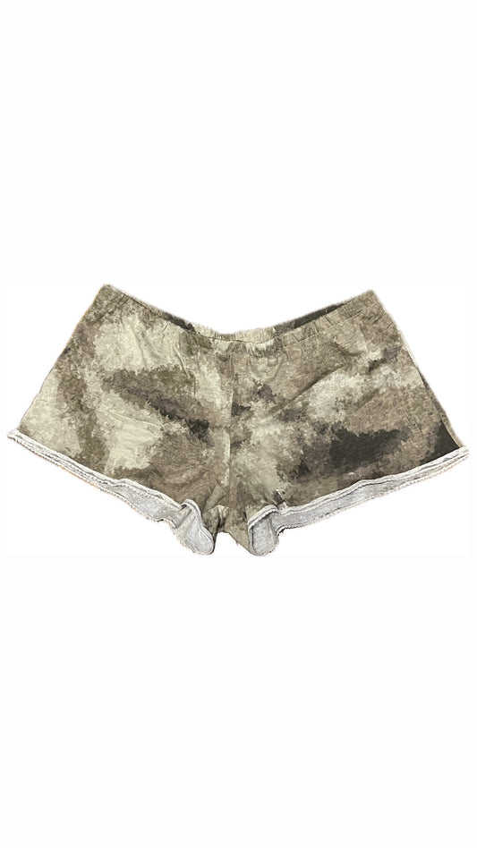 desert camo shorts